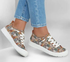 Skechers BOBS Beyond - Pup Parade 7 Skechers BOBS Beyond - Pup Parade -Shoes Shop 114790 BRMT B