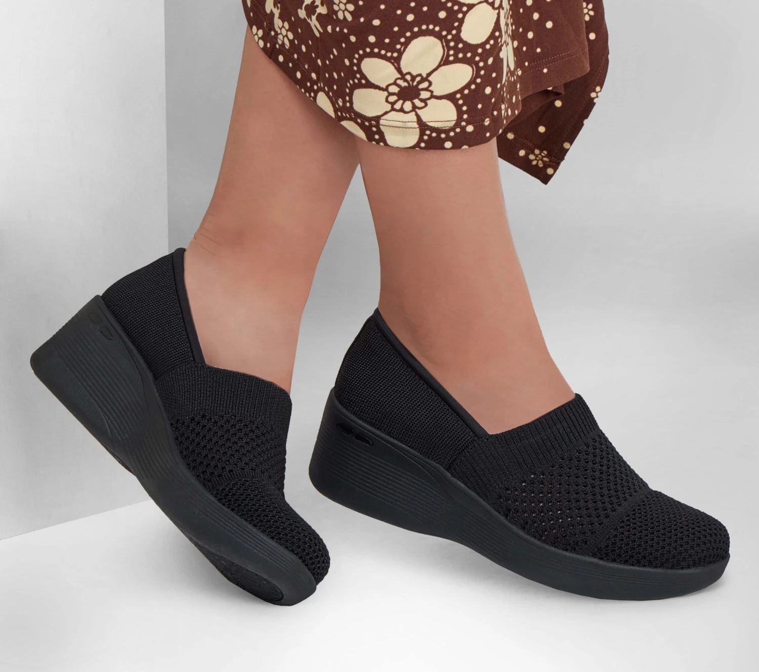 Skechers Pier-Lite - Wow Factor 2 Skechers Pier-Lite - Wow Factor - Image 2